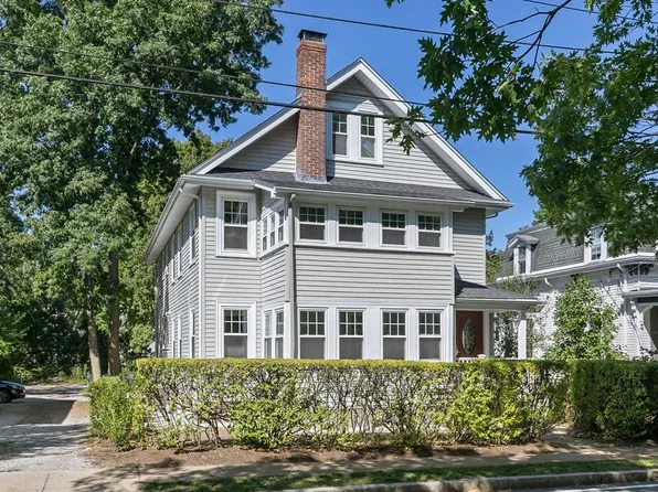 16 Waverley St #16, Belmont, MA 02478