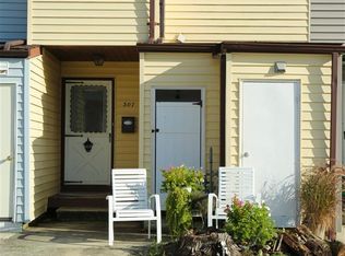 307 Canterbury Ct, Ventnor, NJ 08406