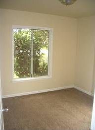 4th image of 6601 Hayvenhurst Ave