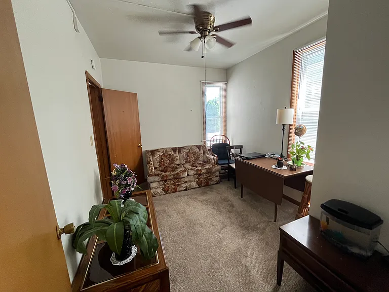3203 S Kinnickinnic Ave — Photo 9
