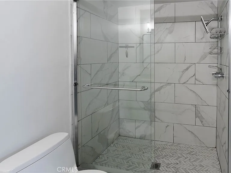 1122 9th St #2 — Photo 20