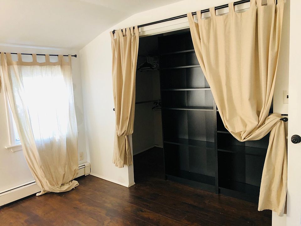 1st image of 12 Hope Ln