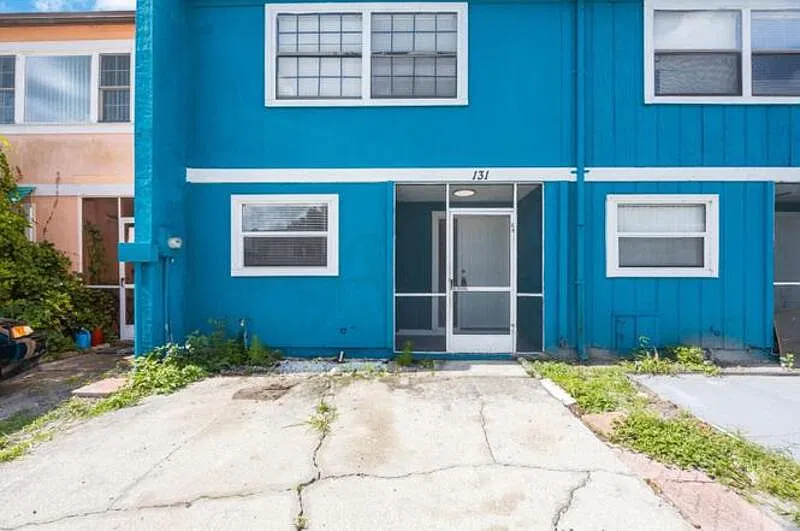 2 bed, 1.5 bath, 1048 sqft, $1,800 — Photo 4