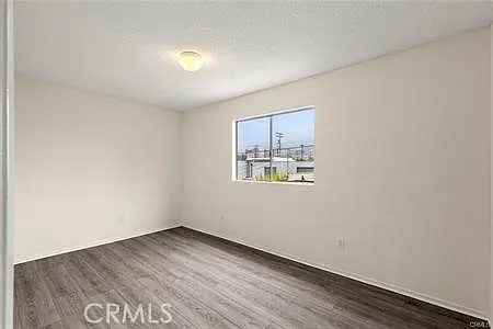614 S Lake St #E — Photo 3