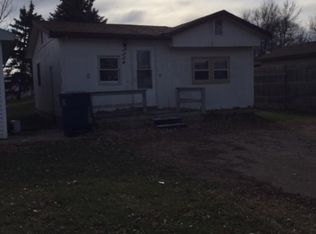 1304 3rd Ave SW, Watertown, SD 57201