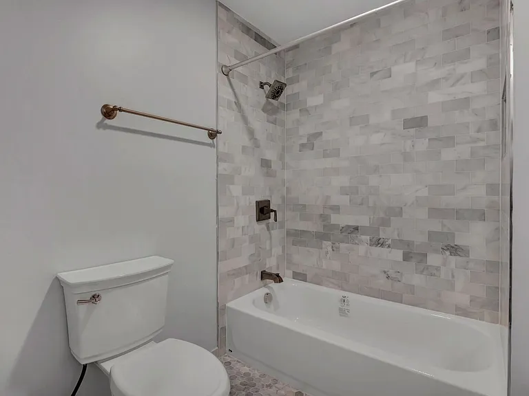 44 Trumbull St — Photo 9