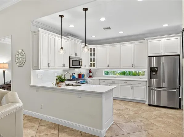 19650 Tesoro WAY, ESTERO, FL 33967