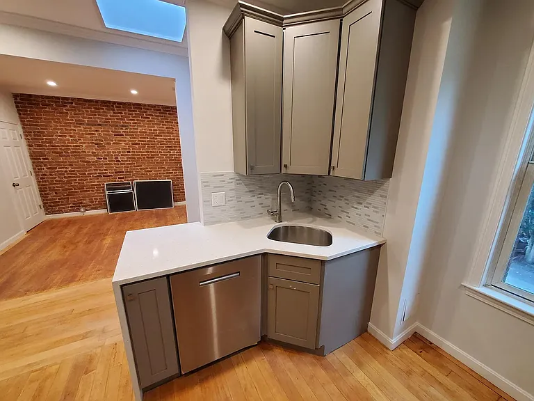1741 Commonwealth Ave #2 — Photo 12