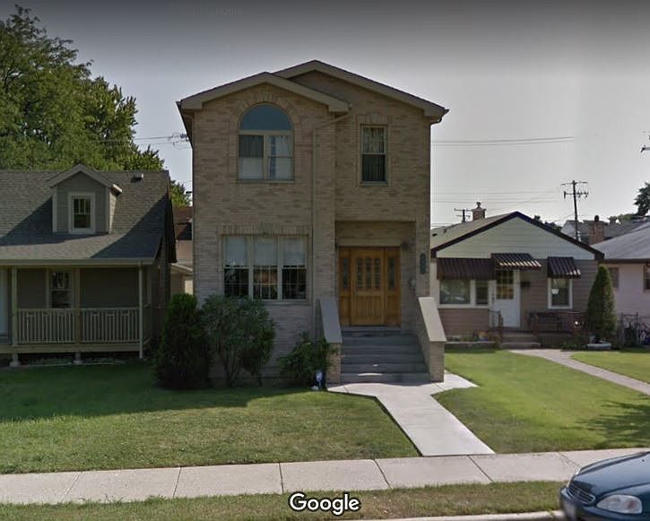 1st image of 6941 W Montrose Ave
