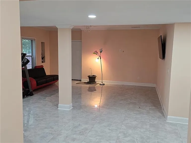 6850 Rocking Horse Ln — Photo 23
