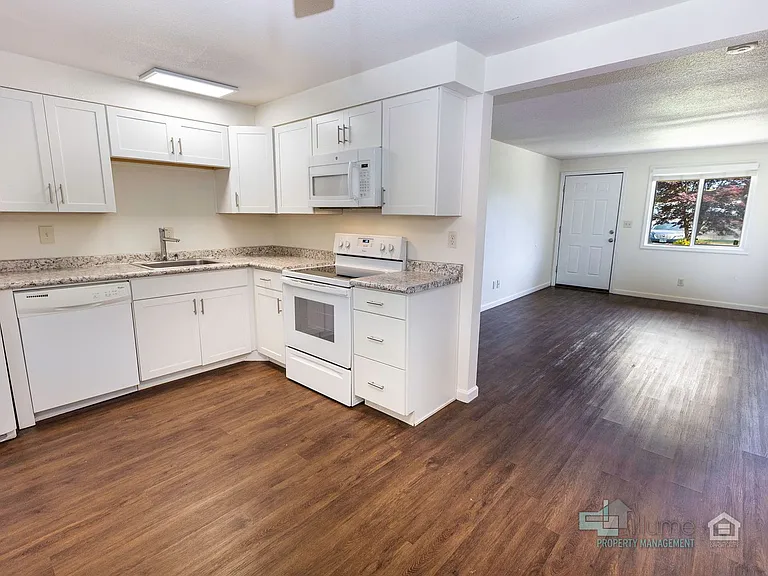 The Harmony Apartments — Photo 12