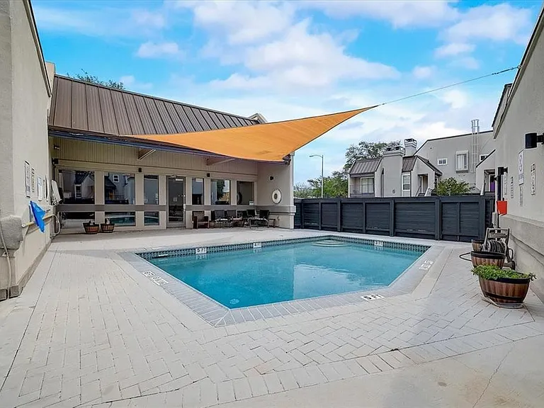 935 La Posada Dr #222 — Photo 21