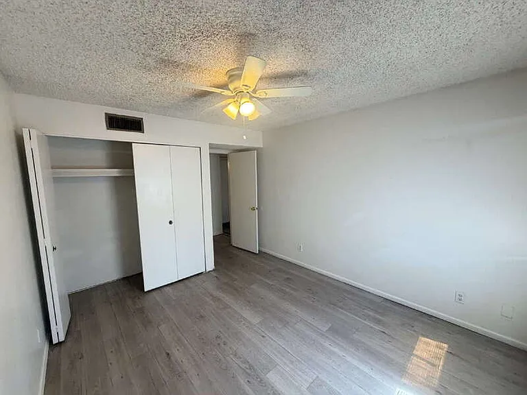 10660 W Concordia Dr #3 — Photo 9