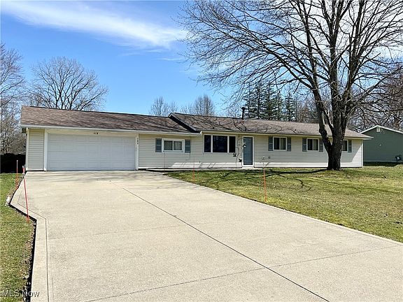 4th image of 103 N Oakmont Dr