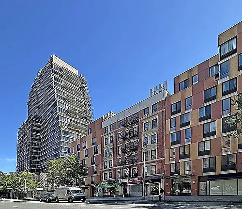 1469 5th Ave Photo 1