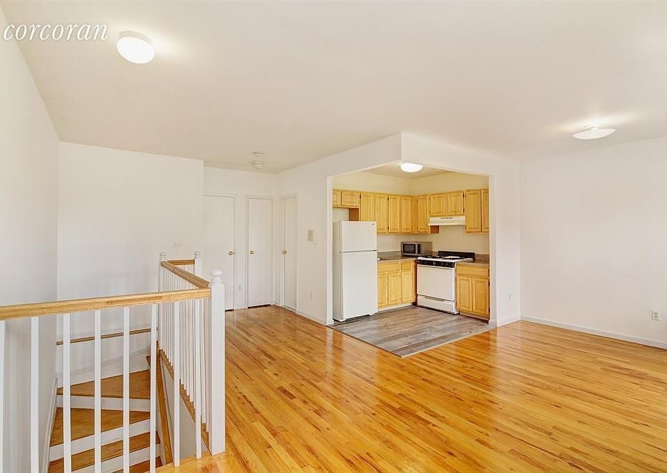 2nd image of 95 Vernon Ave #3