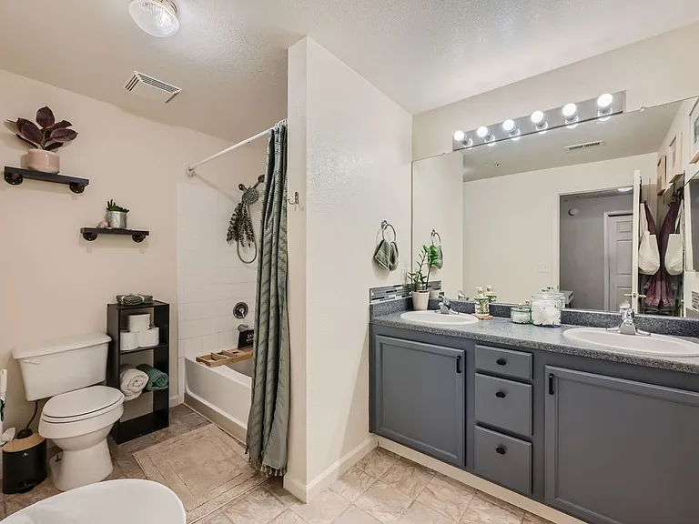 5694 N Gibralter Way #305 — Photo 3