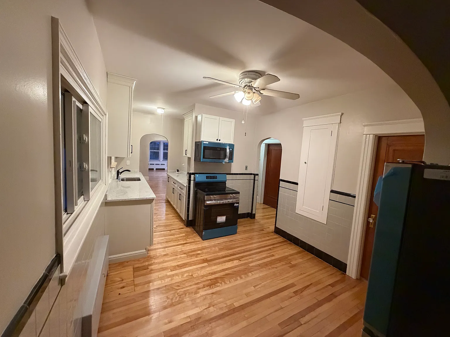 3 bed, 1600 sqft, $2,800 — Photo 4
