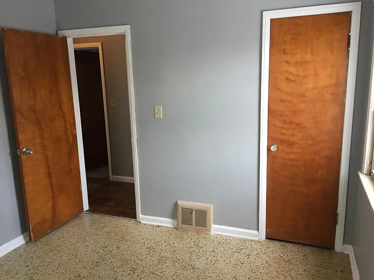 8046 Greenlawn St — Photo 10