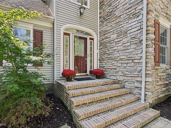 2nd image of 7101 Bramshill Cir