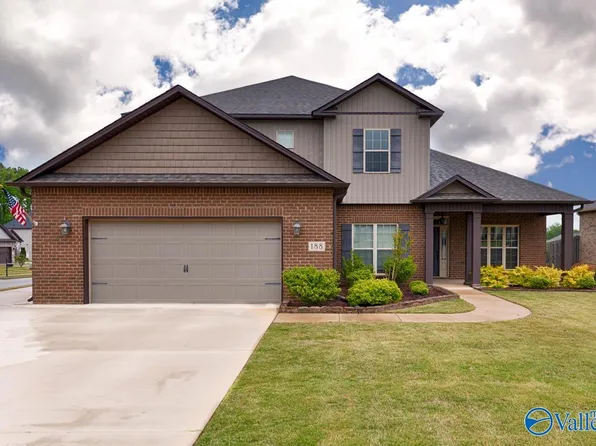188 Somerton Dr, Huntsville, AL 35811