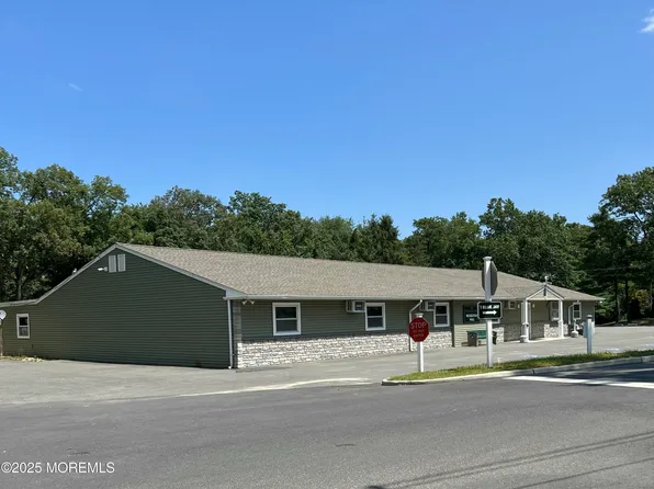 27 Pheasant Street #A, Manchester, NJ 08759