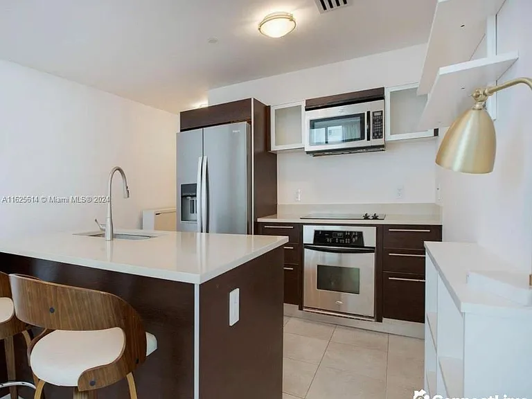 1900 N Bayshore Dr #2403 — Photo 9