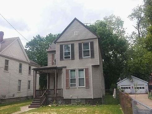 3rd image of 8345 Anthony Wayne Ave