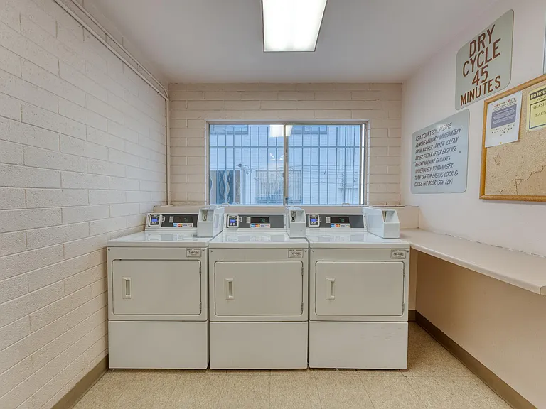 721 E Montebello Ave #203 — Photo 16