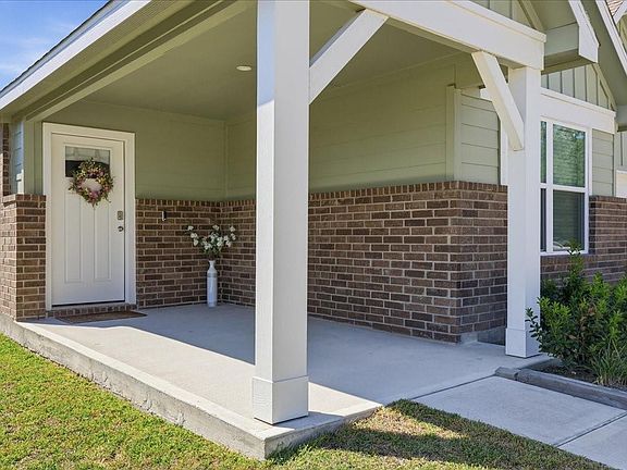 5th image of 6575 Alexis St