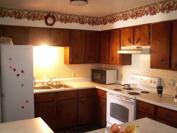 4th image of 1617 Thompson Dr