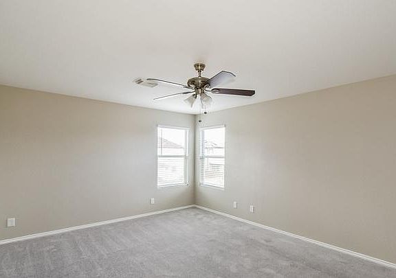 3rd image of 2116 Sunview Post