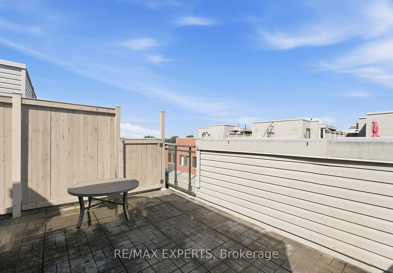 68 Winston Park Blvd — Photo 4