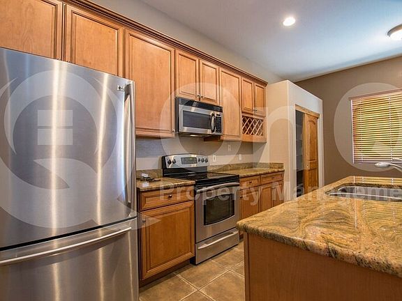 3rd image of 33368 N Sandstone Dr