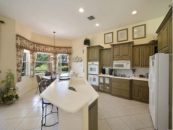 Large Kitchen