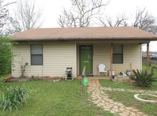 306 Texas Ave, Palestine, TX 75801