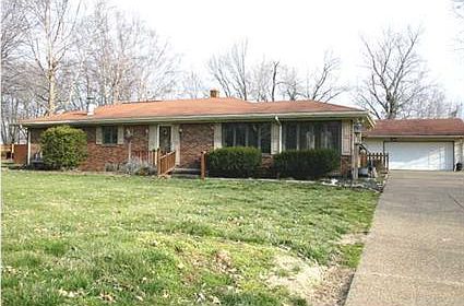 1st image of 3010 Eastview Dr