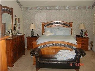 3rd image of 690 Castle Oaks Dr