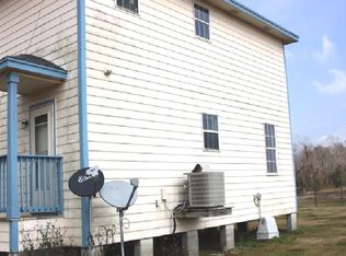 16585 Sandell Rd, Hamshire, TX 77622