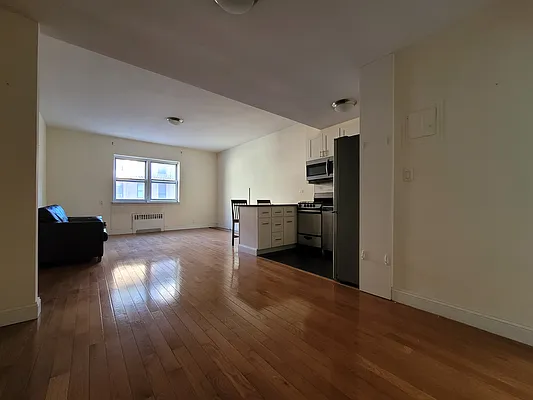 Rented by Julien Aractingi, LREB | media 3