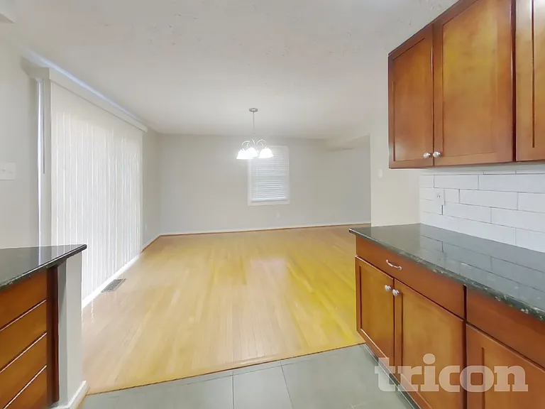 2241 Old Bailey Ct — Photo 5