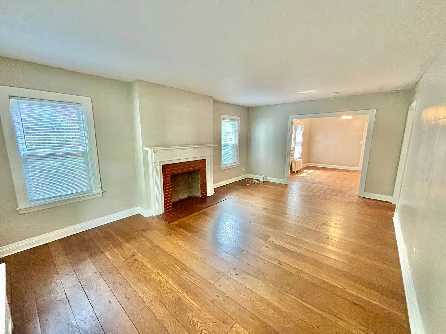 4306 Southern Parkway — Photo 2