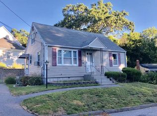 50 Evergreen Rd, Lowell, MA 01852