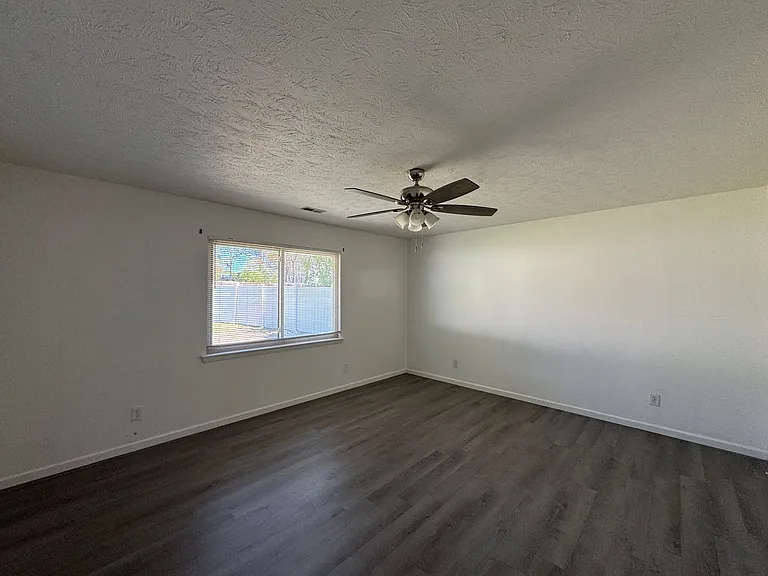 6864 Big Wood Rd — Photo 21