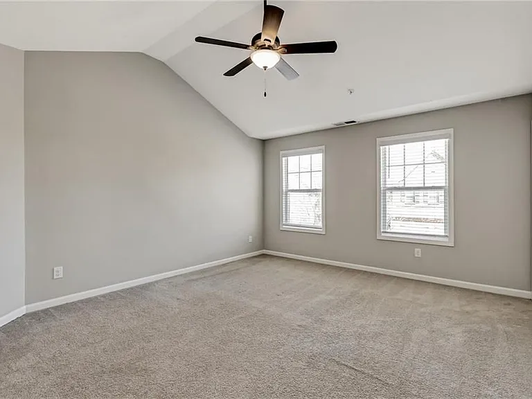 1237 Foxcroft Ln — Photo 30