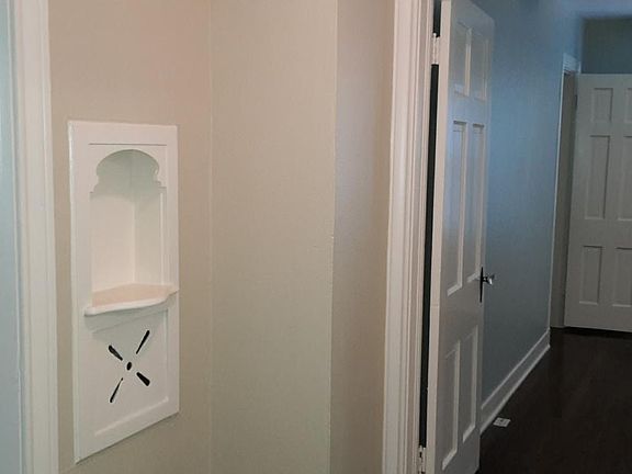 Hallway Leading To Bedrooms