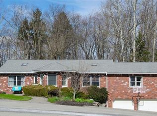 328 Laurentz Ln, Greensburg, PA