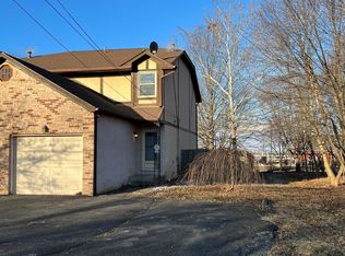 1157 Manor Dr, Columbus, OH 43232