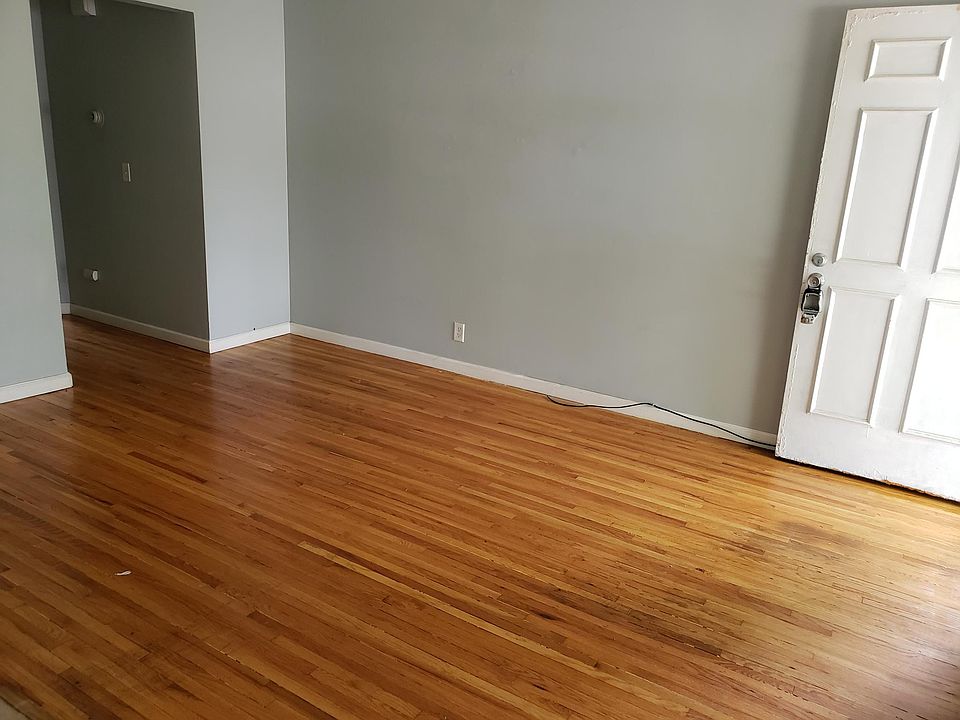 1st image of 4814 Idaho Ave N