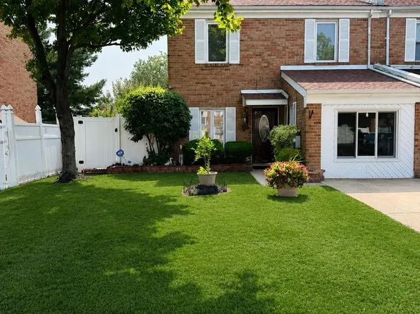 8412 Gibbs Pl, Philadelphia, PA 19153